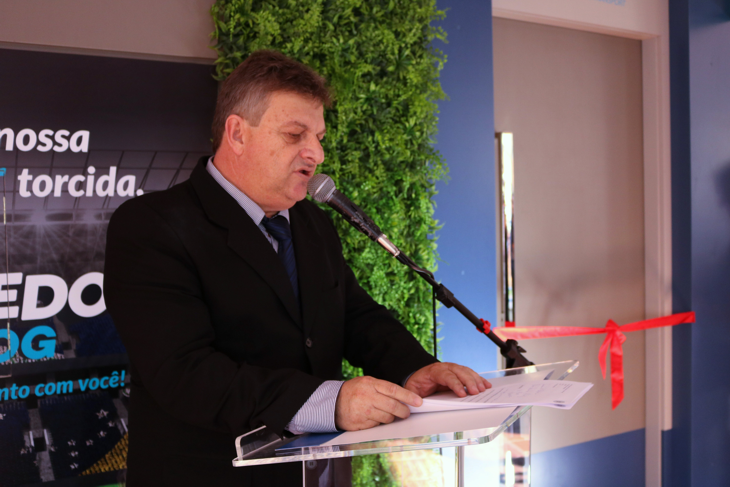 2018-04-12-Inauguração Sala Allog - Dales Hoeckesfeld2.png