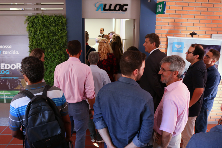 2018-04-12-Inauguração Sala Allog - Dales Hoeckesfeld3.png