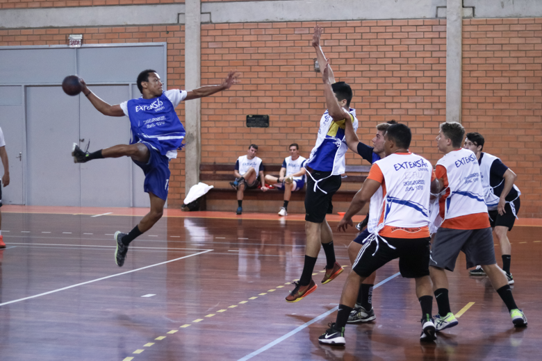 2019-04-11-handebol.png