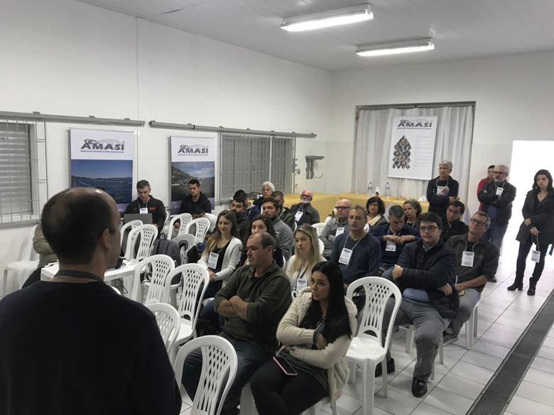 2019-08-23- SEMINARIO maricultura.jpg